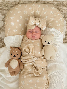 Neutral Daisy | Jersey Swaddle