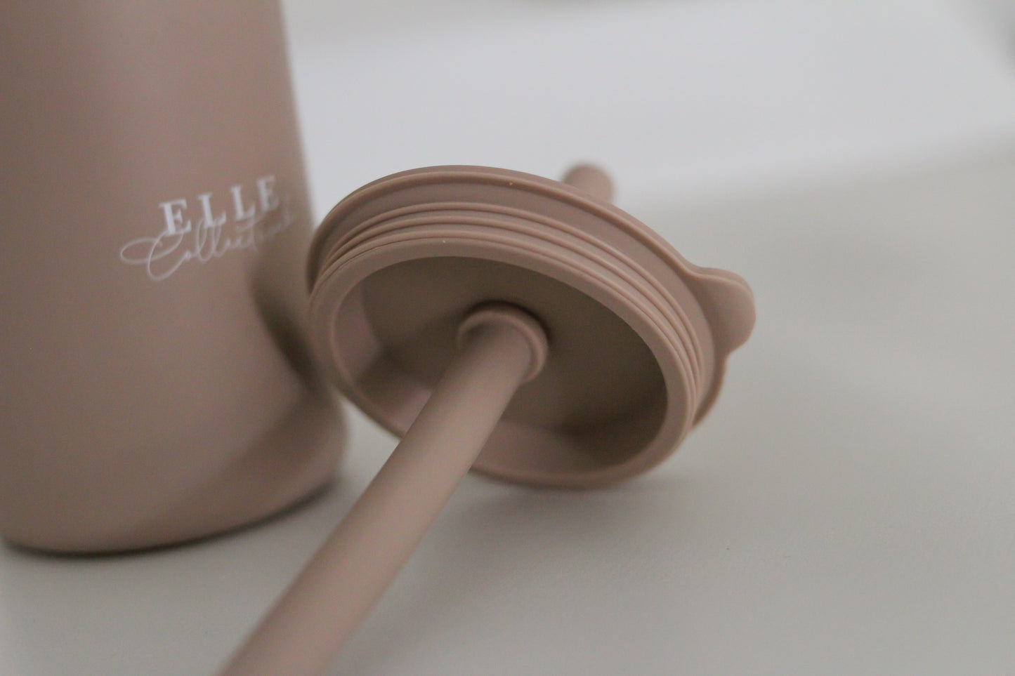 Elle Collective | Silicone Cup With Straw