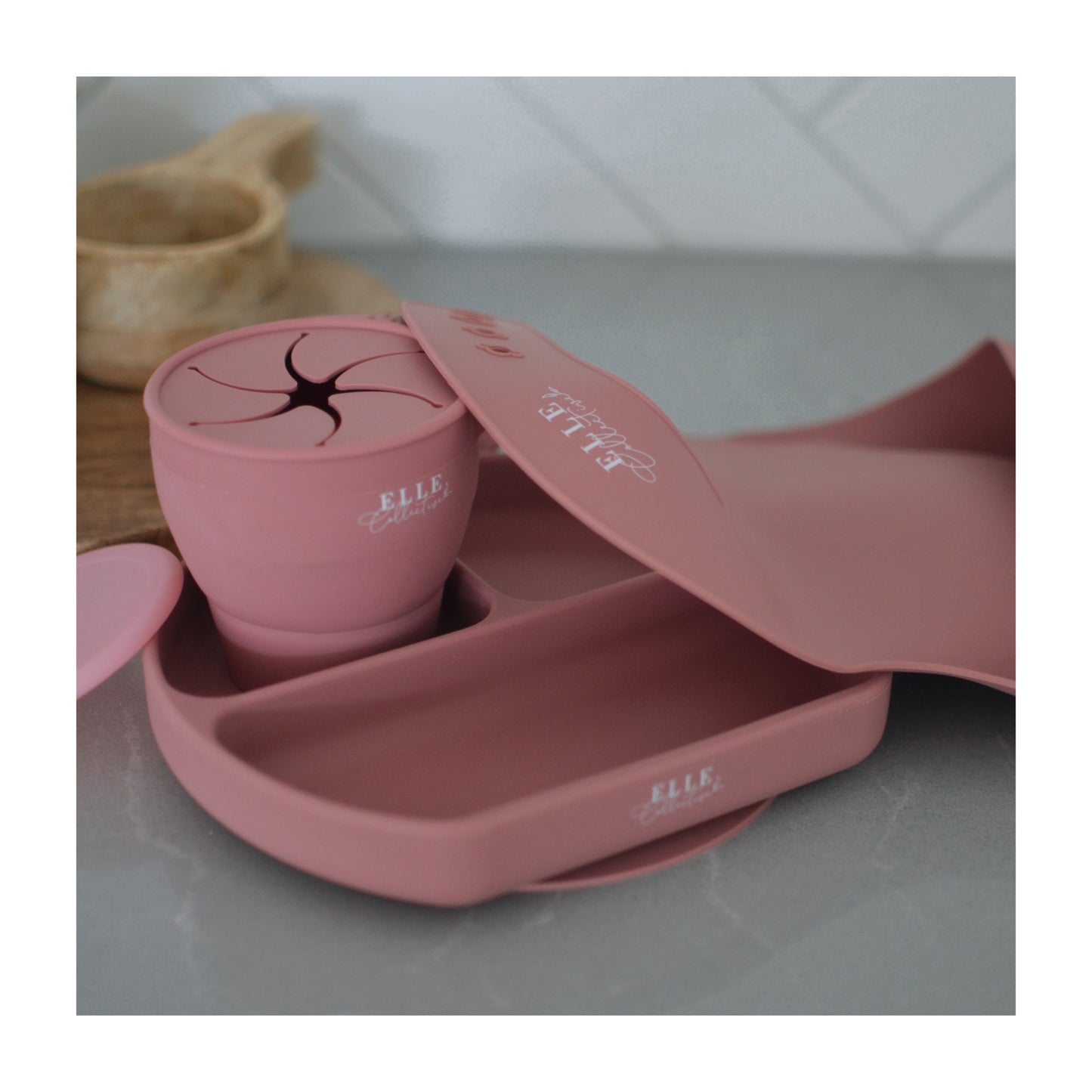 Elle Collective | Silicone Scoop Bib